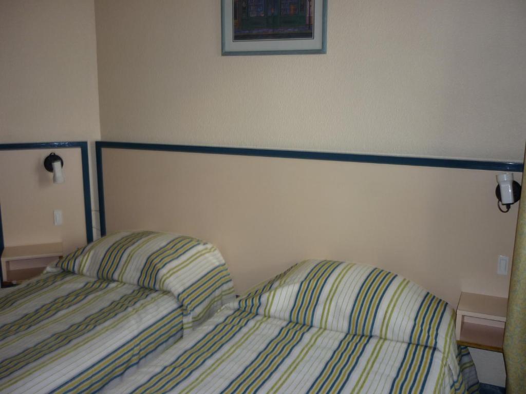 Hotel Entre 2 Mers Proche Bordeaux 카본블랑 객실 사진