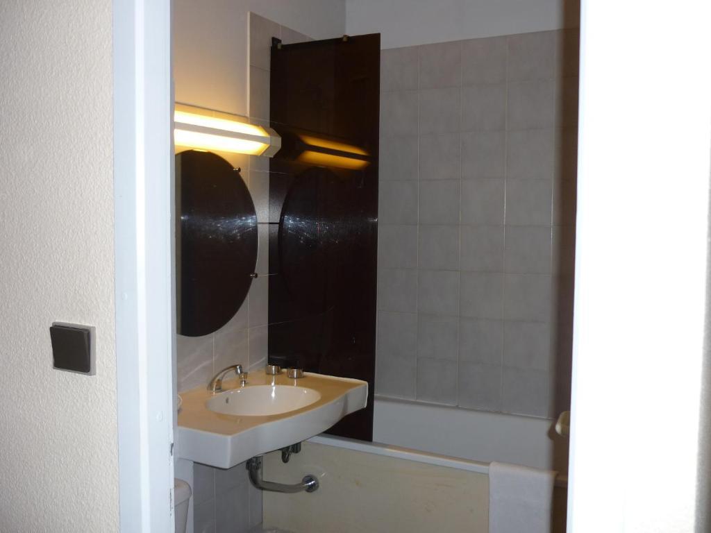Hotel Entre 2 Mers Proche Bordeaux 카본블랑 객실 사진