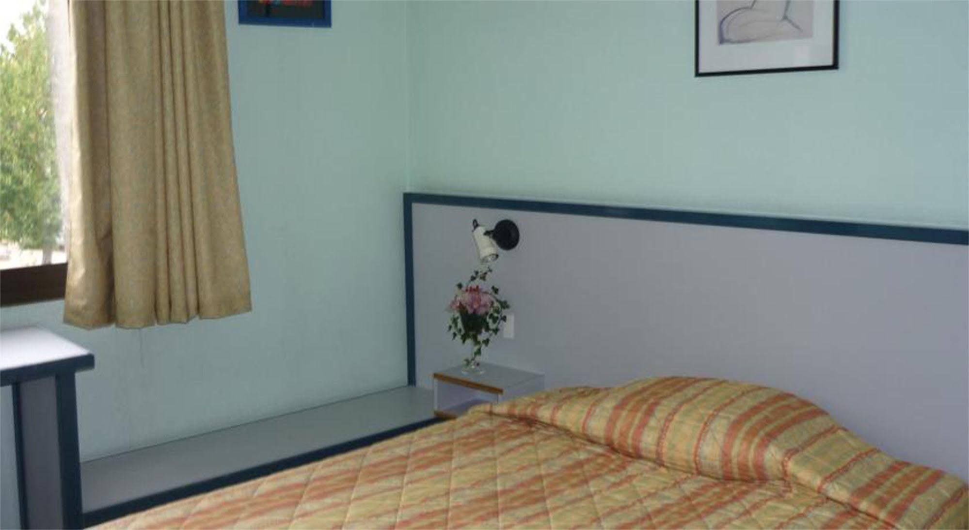 Hotel Entre 2 Mers Proche Bordeaux 카본블랑 외부 사진
